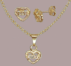 Conjunto com brincos e pingente em forma de coração escrito