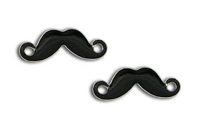 Brinco de bigode resinado na cor preta feito de aço inox